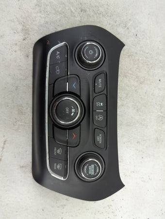 compare product 2019-2022 Jeep Cherokee Climate Control Module Temperature AC/Heater Replacement P/N:68285938AD Fits Fits 2019 2020 2021 2022 OEM Used Auto Parts