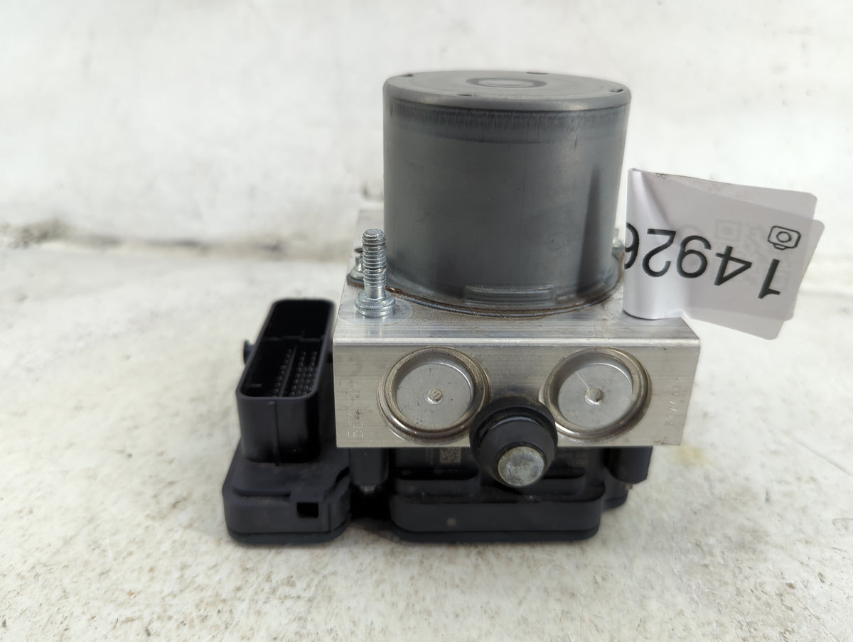 2019 Jeep Cherokee Anti-Lock Brake ABS Pump Module Actuator OEM P/N:P68287910AE 68287910AE Fits OEM Used Auto Parts - Oemuse