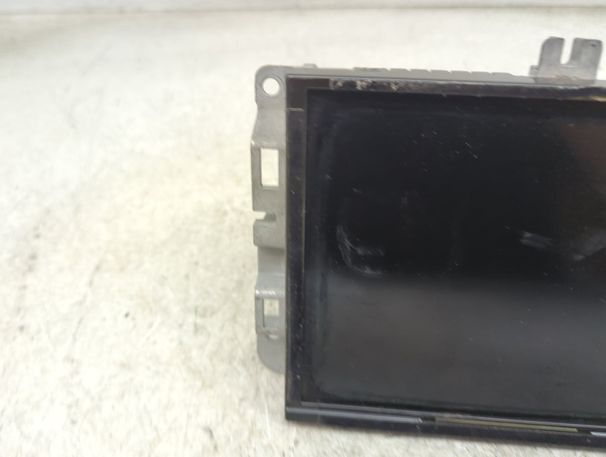 2019 Jeep Cherokee Information Display Screen 1496611 - Oemusedautoparts1.com