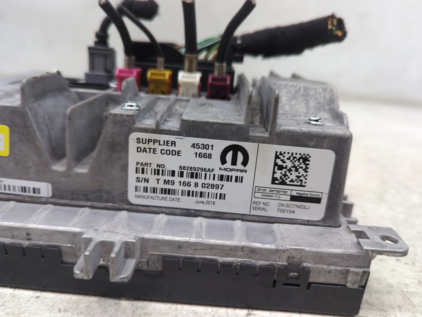 2019 Jeep Cherokee Information Display Screen 1496611 - Oemusedautoparts1.com