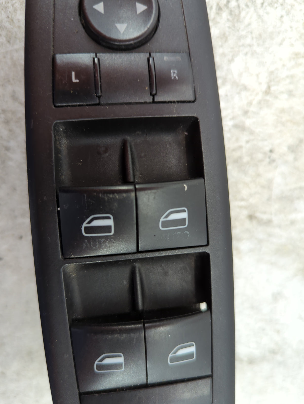 2015-2022 Jeep Cherokee Master Power Window Switch Replacement Driver Side Left P/N:68271206AB Fits OEM Used Auto Parts - Oe