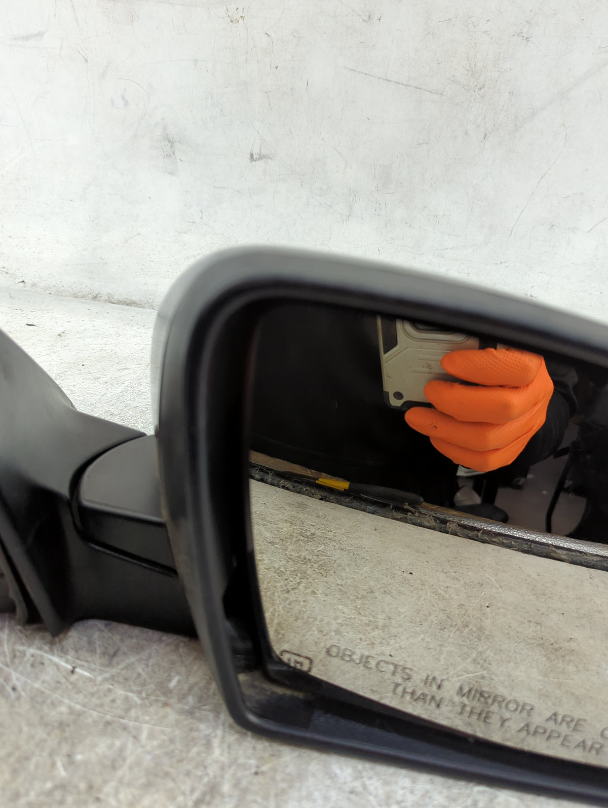 2014-2021 Jeep Cherokee Passenger Side View Mirror - Right Door Mirror OEM Used - Oemusedautoparts1.com