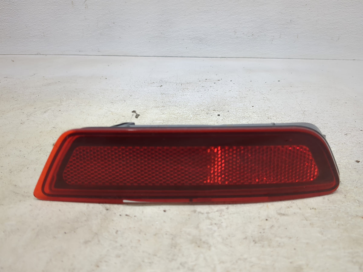 2019-2022 Jeep Cherokee Passenger Right Side Deck Lid Mounted Tail Light 1512870 - Oemusedautoparts1.com