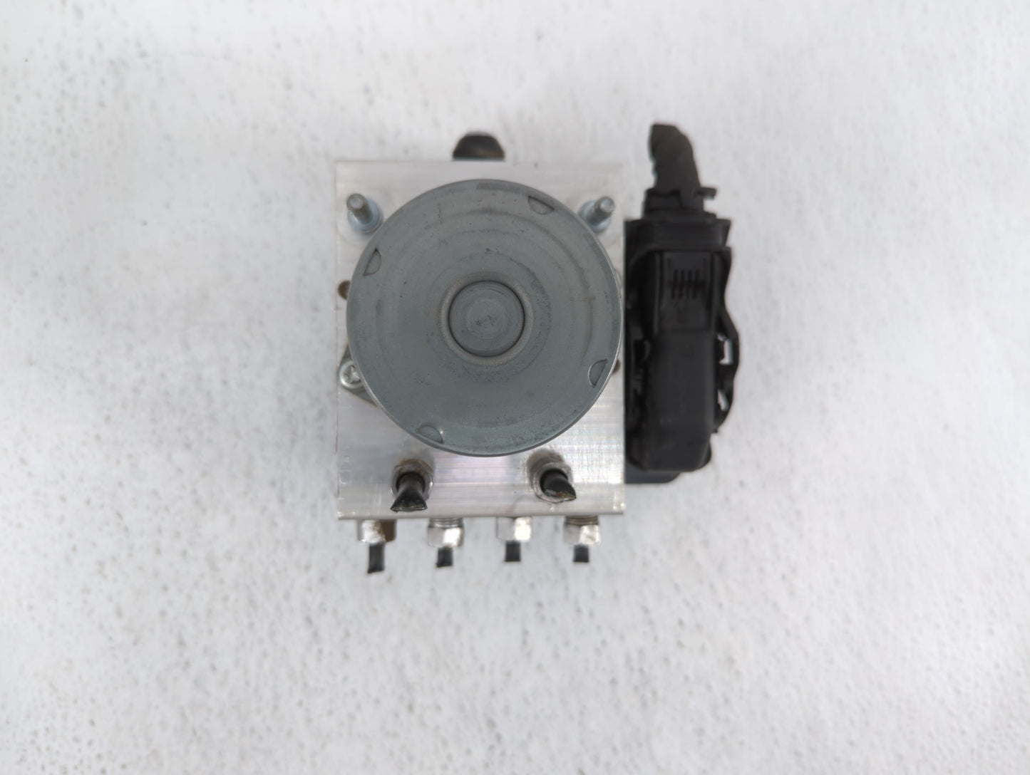 2019 Jeep Cherokee ABS Pump Control Module Replacement P/N:68287912AF 68287910AG, 68287910AF Fits OEM Used Auto Parts - Oemu