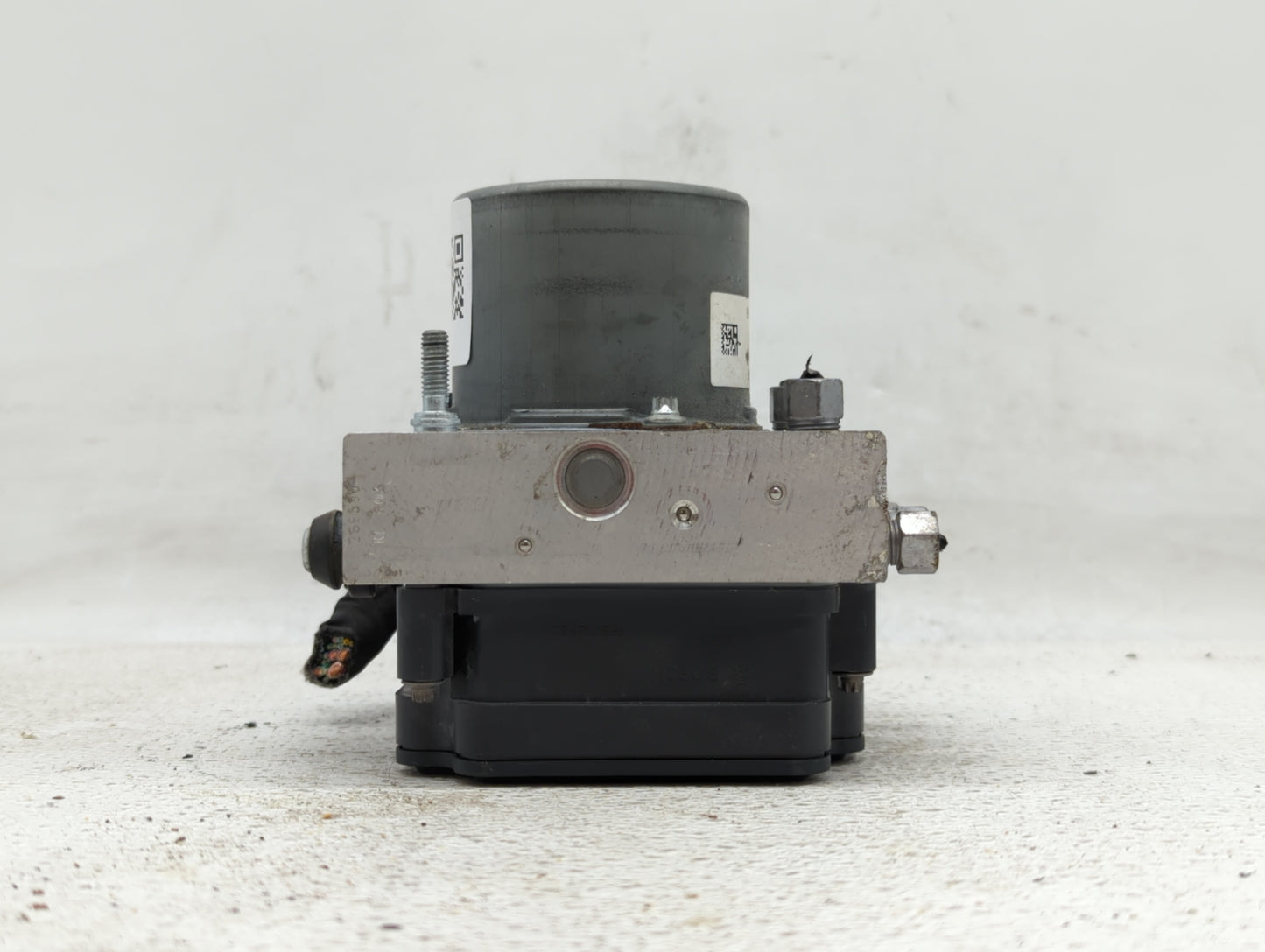 2019 Jeep Cherokee ABS Pump Control Module Replacement P/N:68287912AF 68287910AG, 68287910AF Fits OEM Used Auto Parts - Oemu