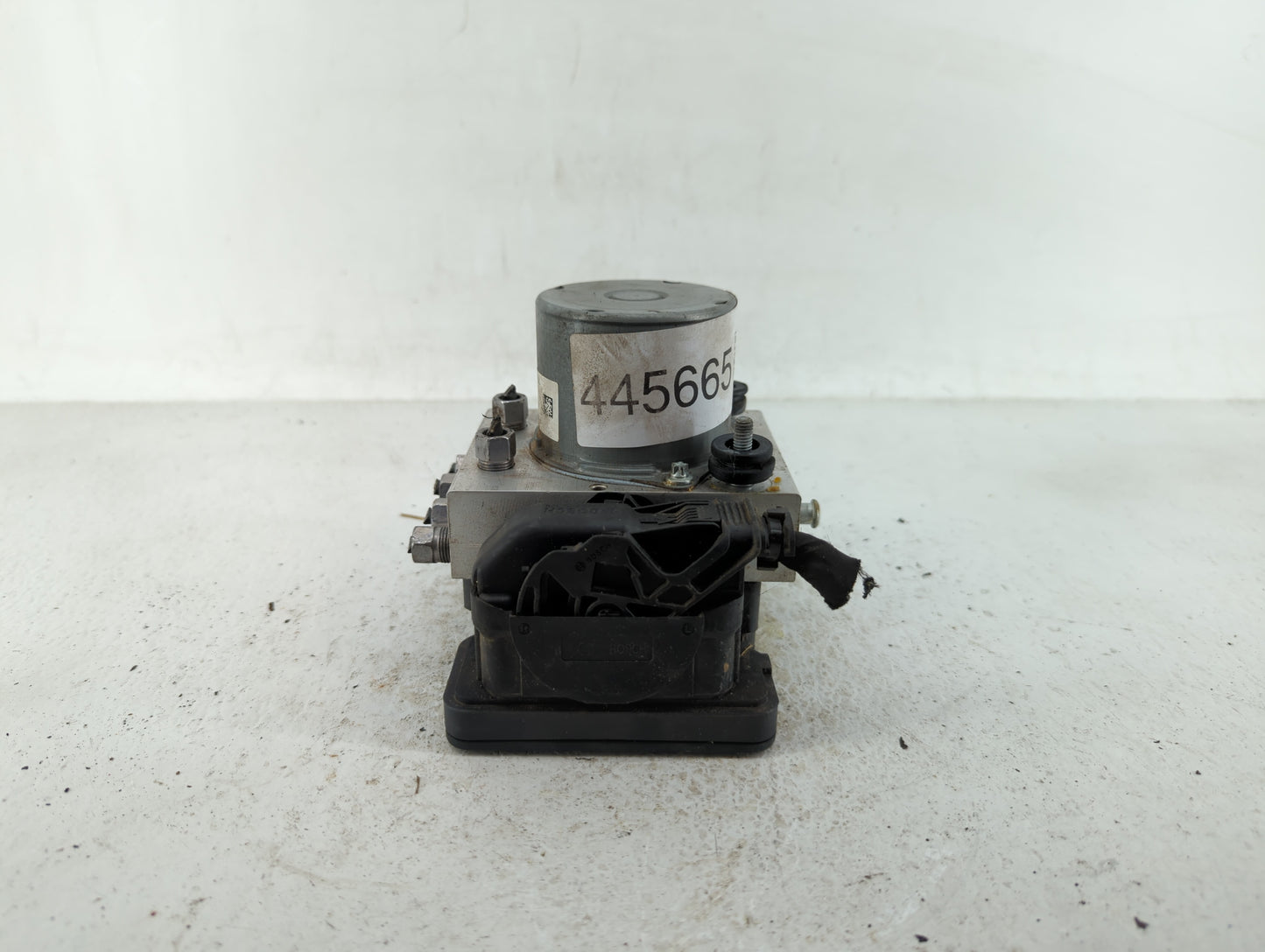 2019 Jeep Cherokee ABS Pump Control Module Replacement P/N:68287912AF 68287910AG, 68287910AF Fits OEM Used Auto Parts - Oemu