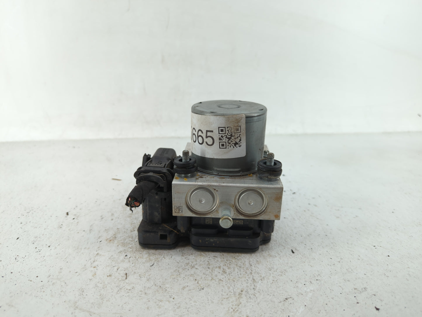 2019 Jeep Cherokee ABS Pump Control Module Replacement P/N:68287912AF 68287910AG, 68287910AF Fits OEM Used Auto Parts - Oemu