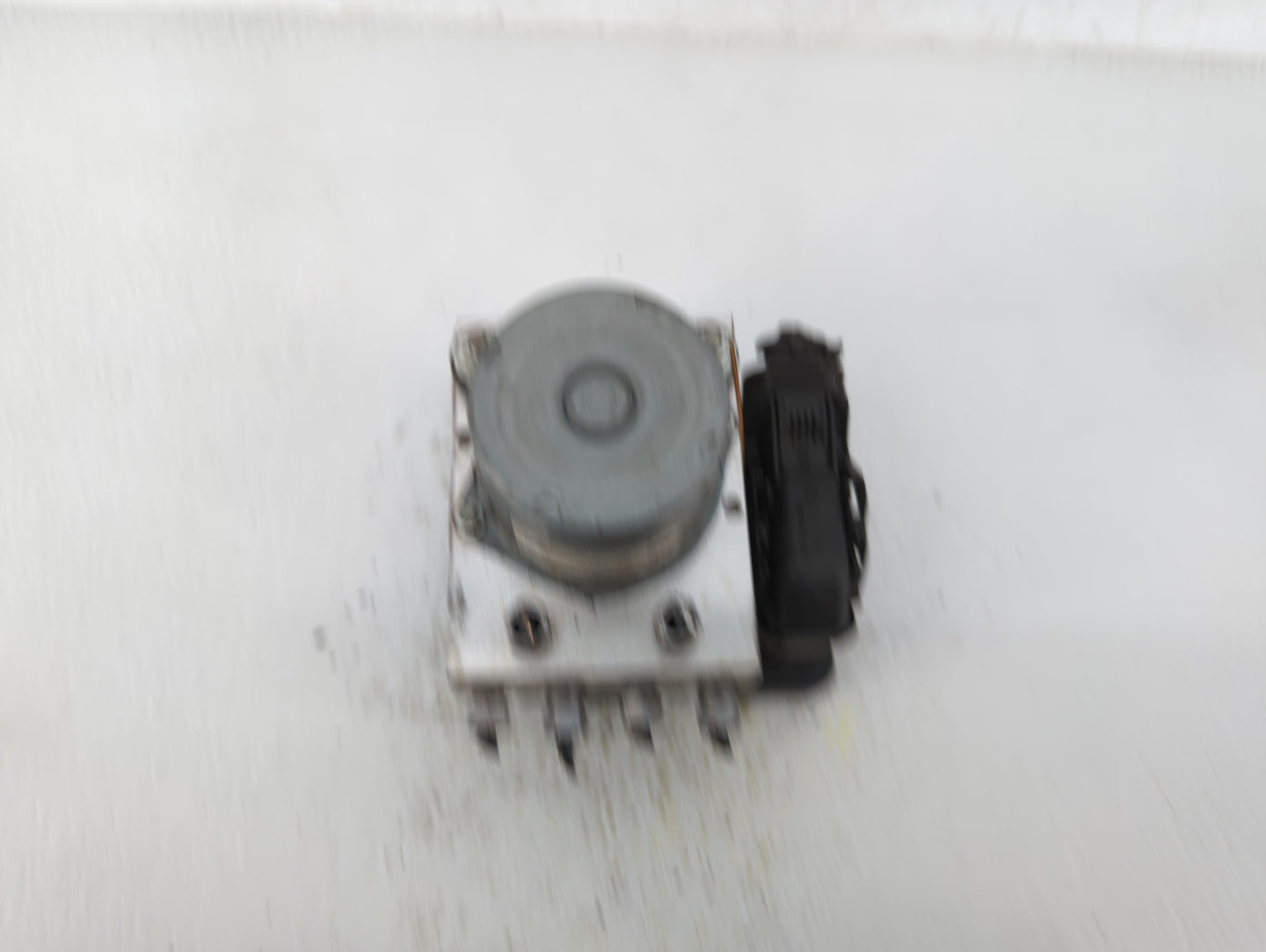 2019 Jeep Cherokee ABS Pump Control Module Replacement P/N:68287912AF 68287910AG, 68287910AF Fits OEM Used Auto Parts - Oemu