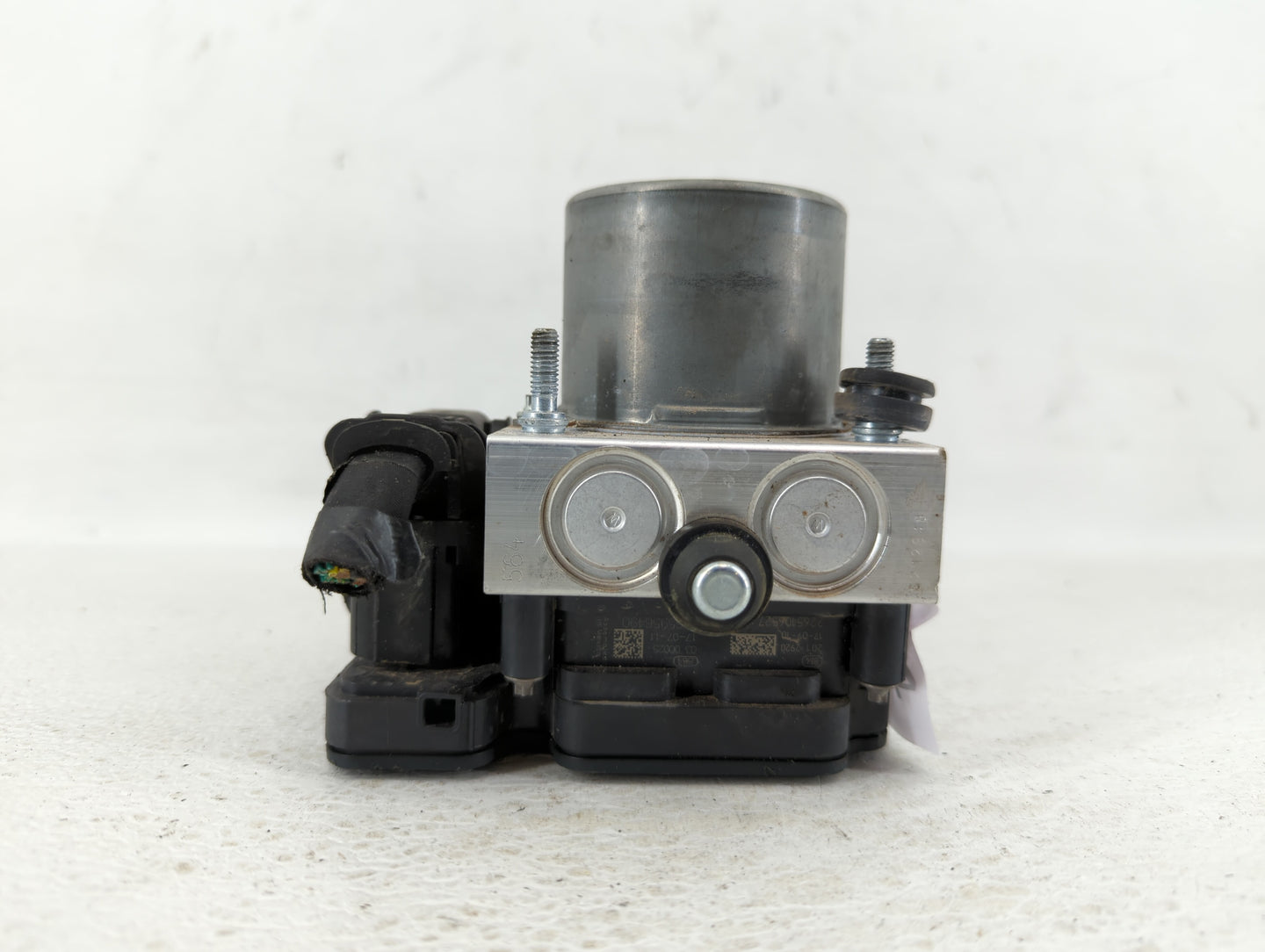 2019 Jeep Cherokee ABS Pump Control Module Replacement P/N:P68287910AG Fits OEM Used Auto Parts - Oemusedautoparts1.com