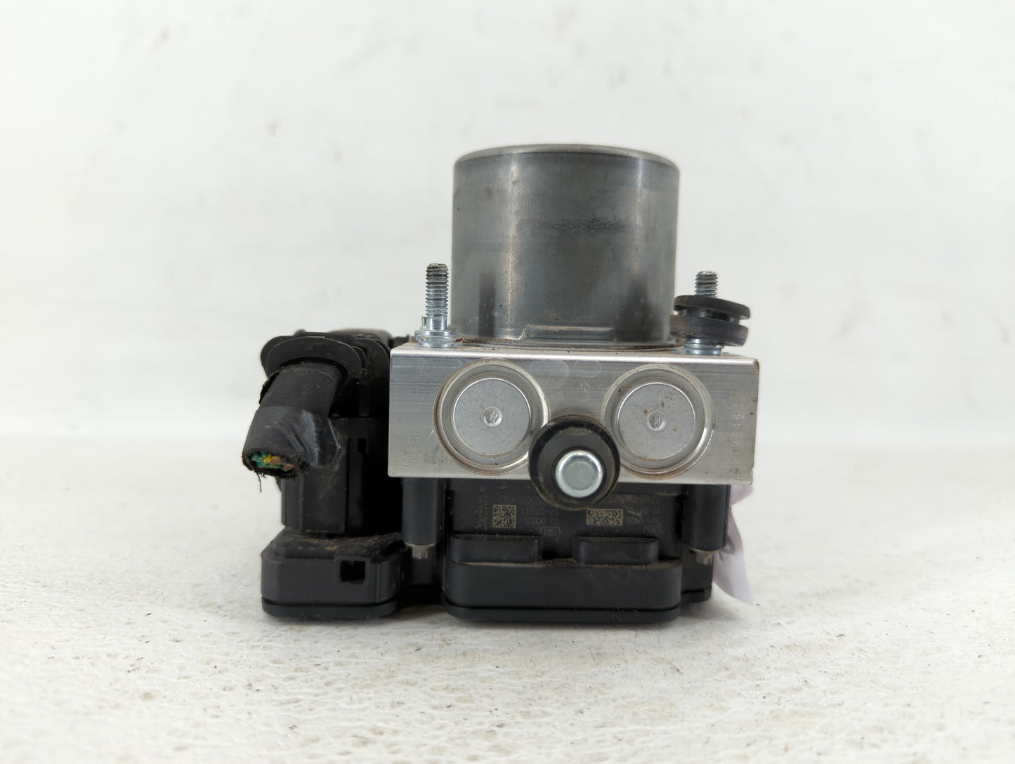 2019 Jeep Cherokee ABS Pump Control Module Replacement P/N:P68287910AG Fits OEM Used Auto Parts - Oemusedautoparts1.com