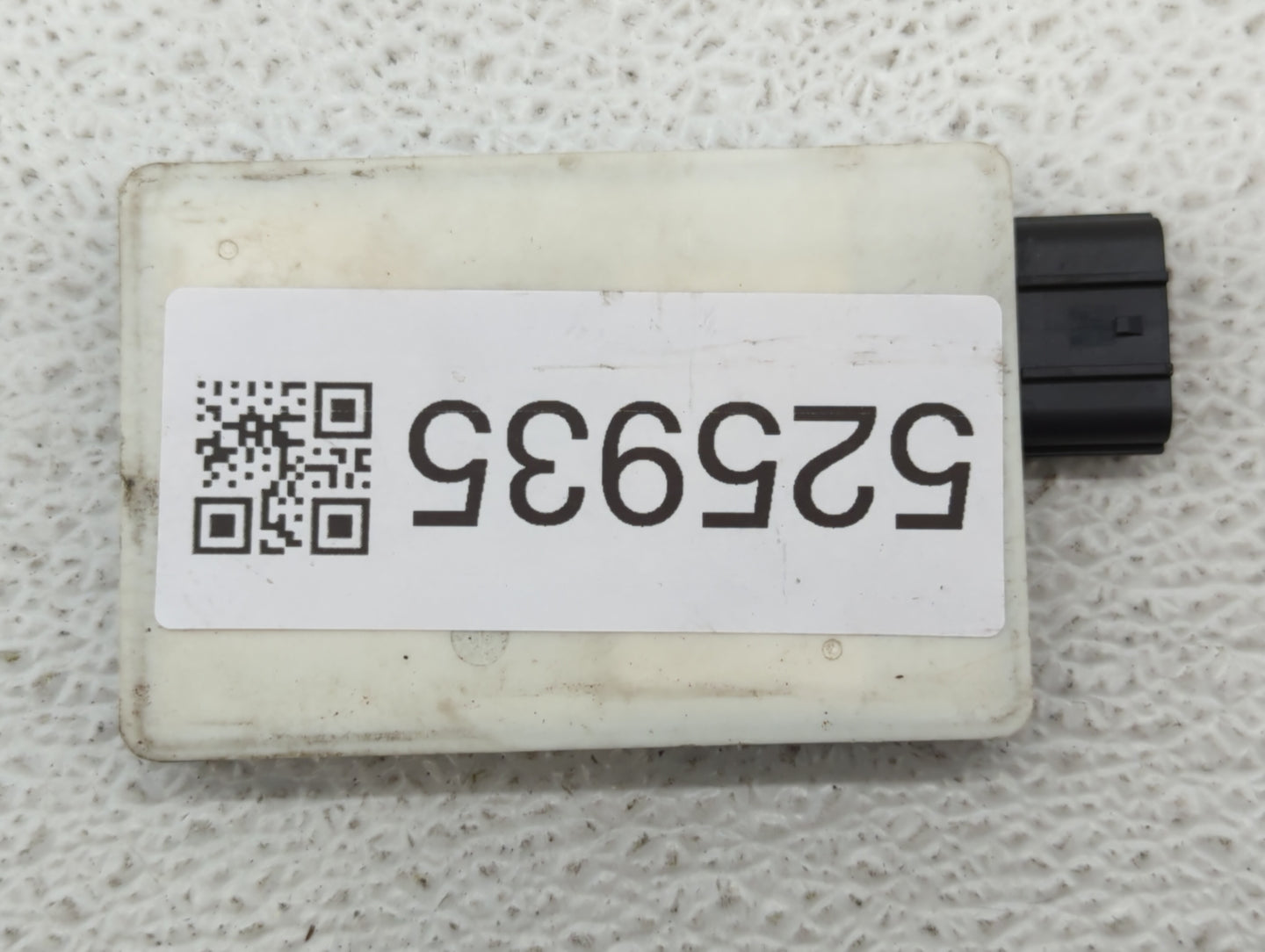 2019-2019 Jeep Cherokee Chassis Control Module Ccm Bcm Body Control - Oemusedautoparts1.com