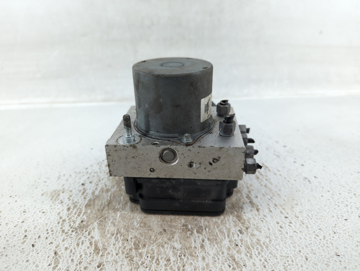 2019 Jeep Cherokee Anti-Lock Brake ABS Pump Module Actuator OEM P/N:68287910AF 68287912AF, 68287910AG Fits OEM Used Auto Par
