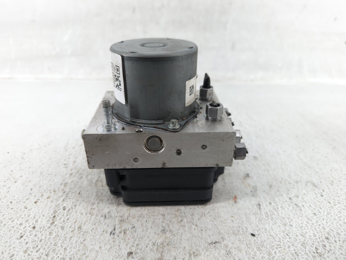 2019 Jeep Cherokee ABS Pump Control Module Replacement P/N:68287910AG 68287910AF, 68287912AF Fits OEM Used Auto Parts - Oemu