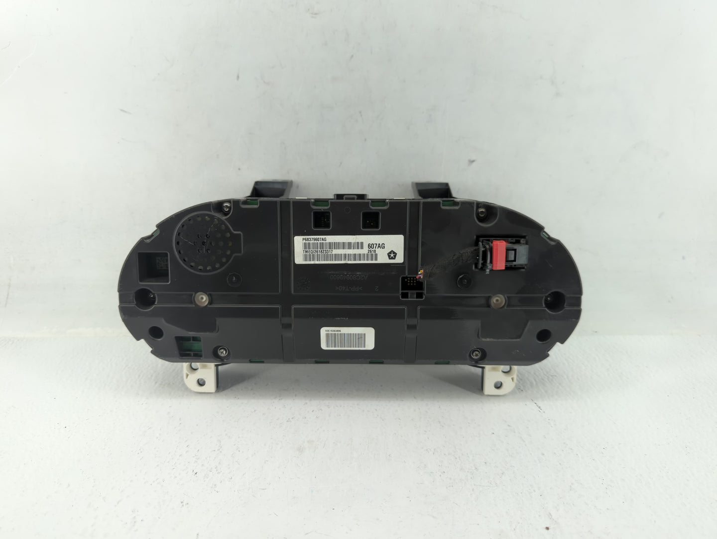 2019 Jeep Cherokee Instrument Cluster Speedometer Gauges P/N:P68379607AG Fits OEM Used Auto Parts - Oemusedautoparts1.com