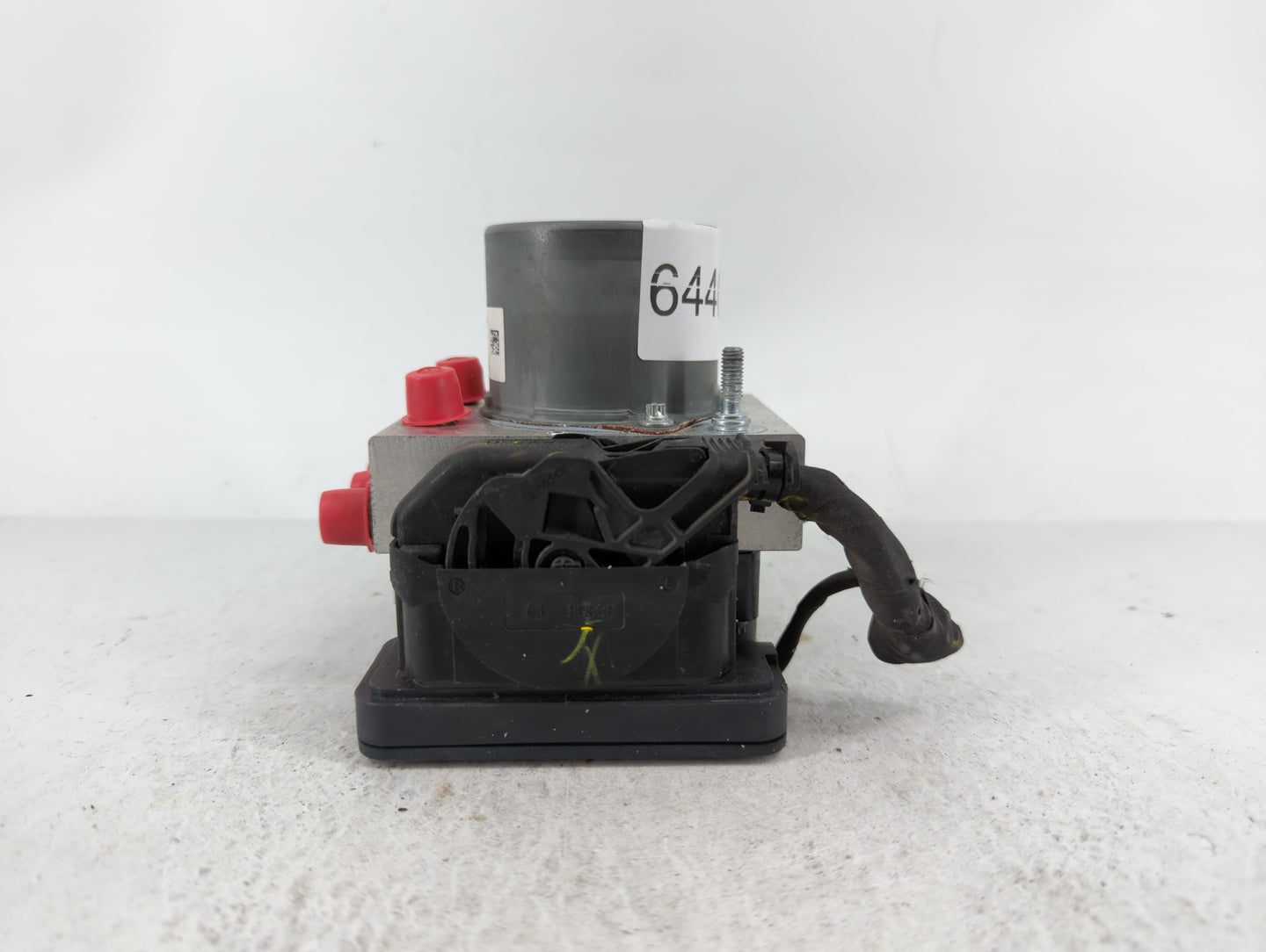 2019 Jeep Cherokee ABS Pump Control Module Replacement P/N:68287910AF Fits OEM Used Auto Parts - Oemusedautoparts1.com