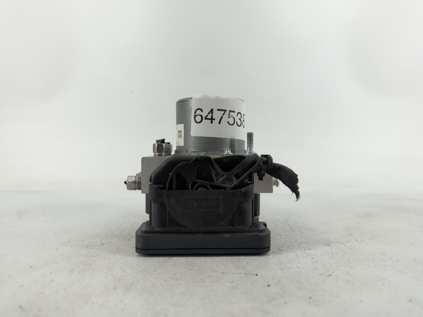 2019 Jeep Cherokee ABS Pump Control Module Replacement P/N:P68287910AG Fits OEM Used Auto Parts - Oemusedautoparts1.com