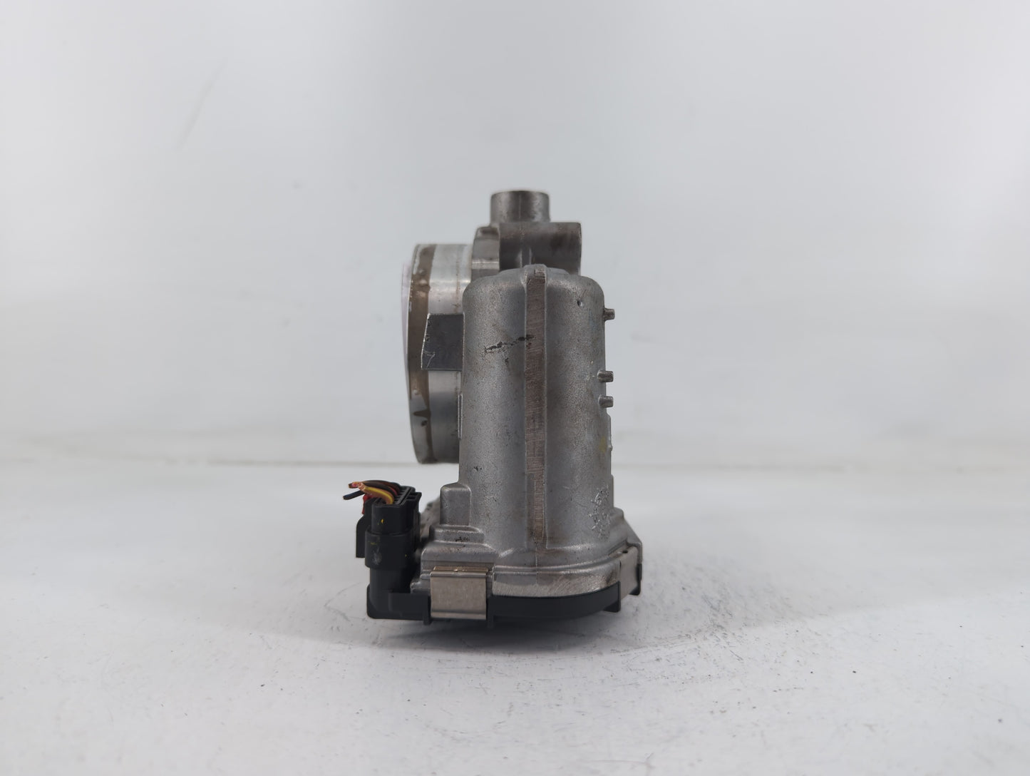 2014-2022 Jeep Cherokee Throttle Body P/N:0 280 750 770 05184349AE Fits OEM Used Auto Parts - Oemusedautoparts1.com