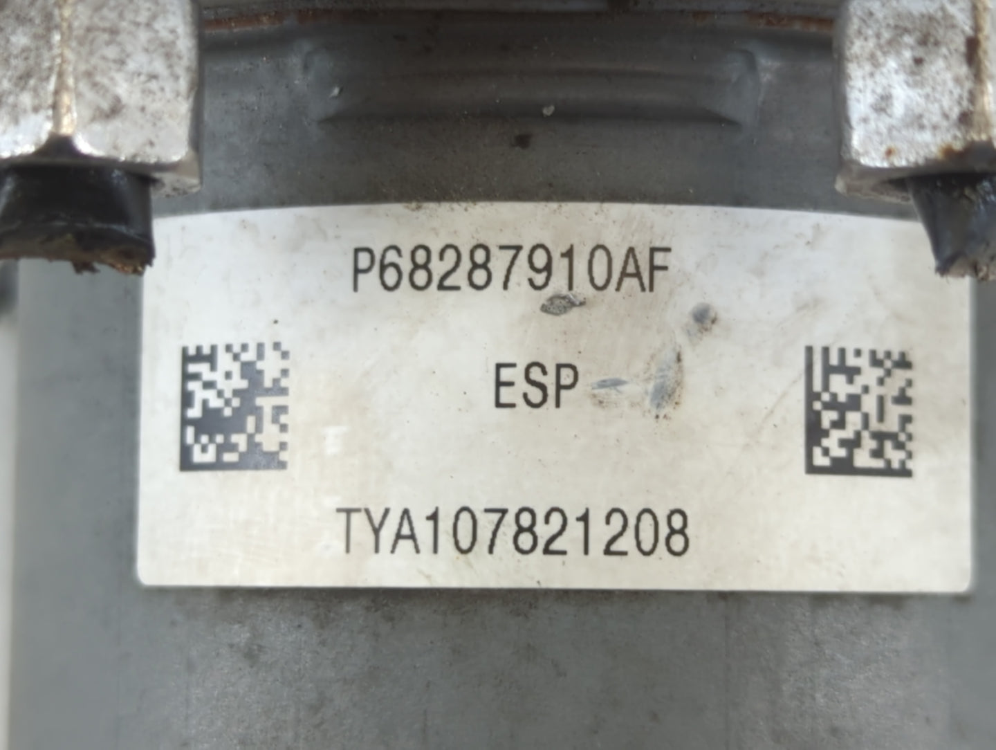 2019 Jeep Cherokee ABS Pump Control Module Replacement P/N:P68287910AF Fits OEM Used Auto Parts - Oemusedautoparts1.com