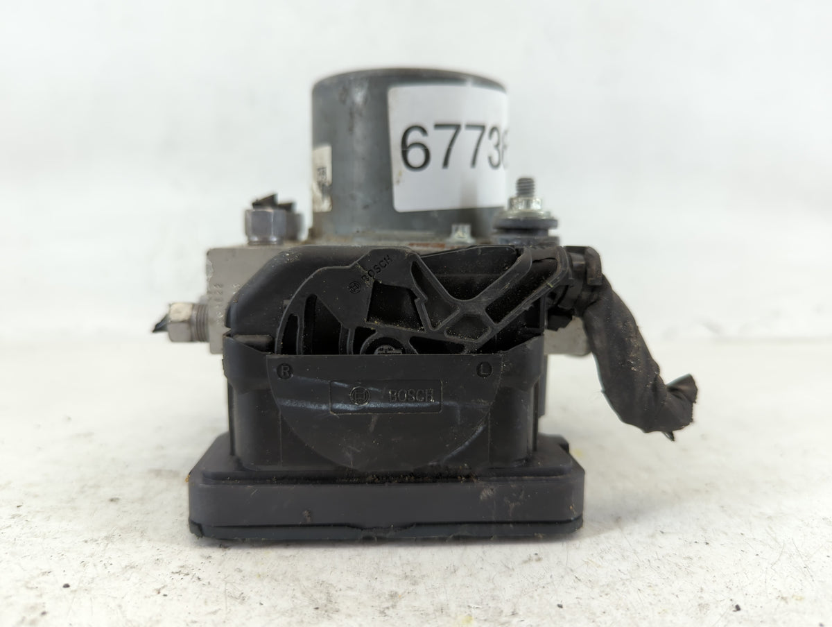 2019 Jeep Cherokee Anti-Lock Brake ABS Pump Module Actuator OEM P/N:P68287910AE Fits OEM Used Auto Parts - Oemusedautoparts1