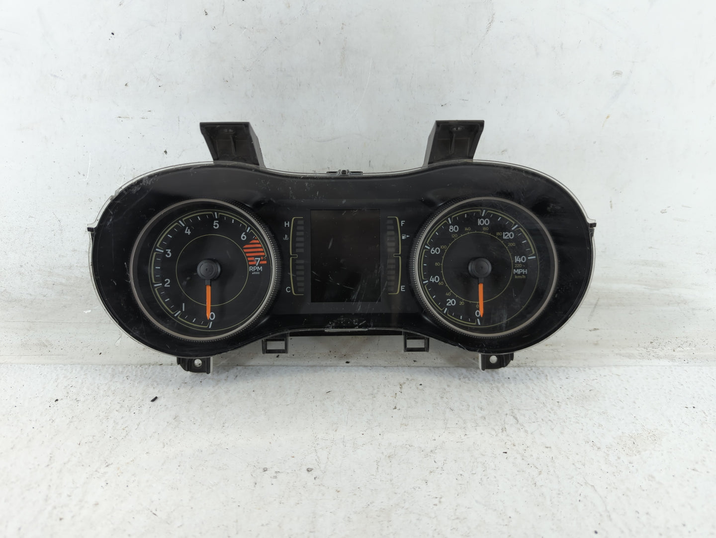 2019 Jeep Cherokee Instrument Cluster Speedometer Gauges P/N:P68379607AG P68379607AH Fits OEM Used Auto Parts - Oemusedautop