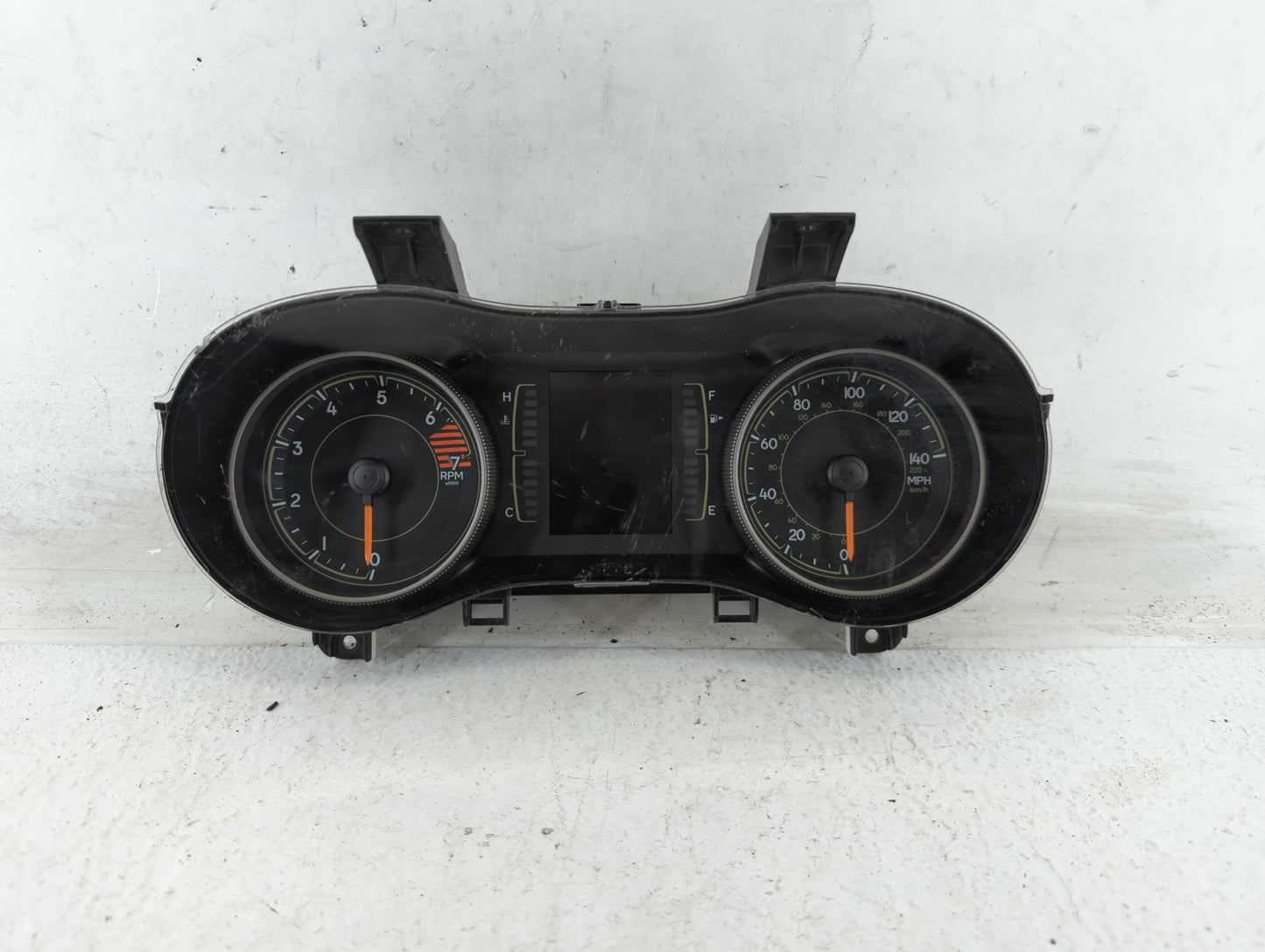2019 Jeep Cherokee Instrument Cluster Speedometer Gauges P/N:P68379607AG P68379607AH Fits OEM Used Auto Parts - Oemusedautop