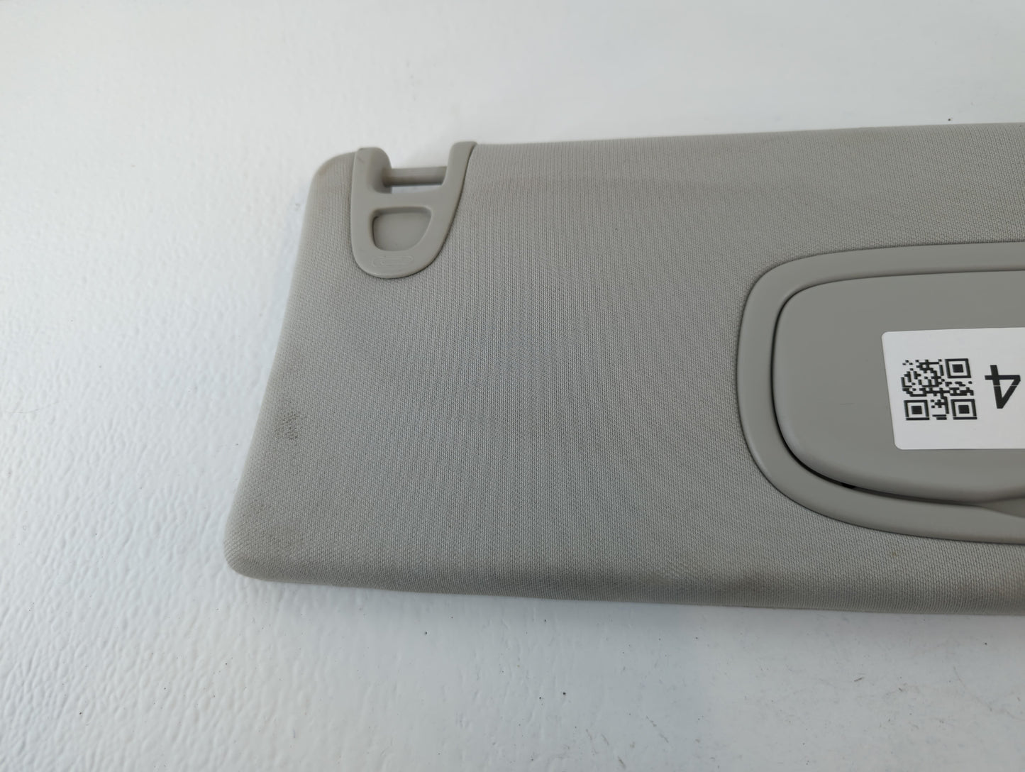 2019-2022 Jeep Cherokee Sun Visor Shade Replacement Passenger Right Mirror Fits Fits 2019 2020 2021 2022 OEM Used Auto Parts