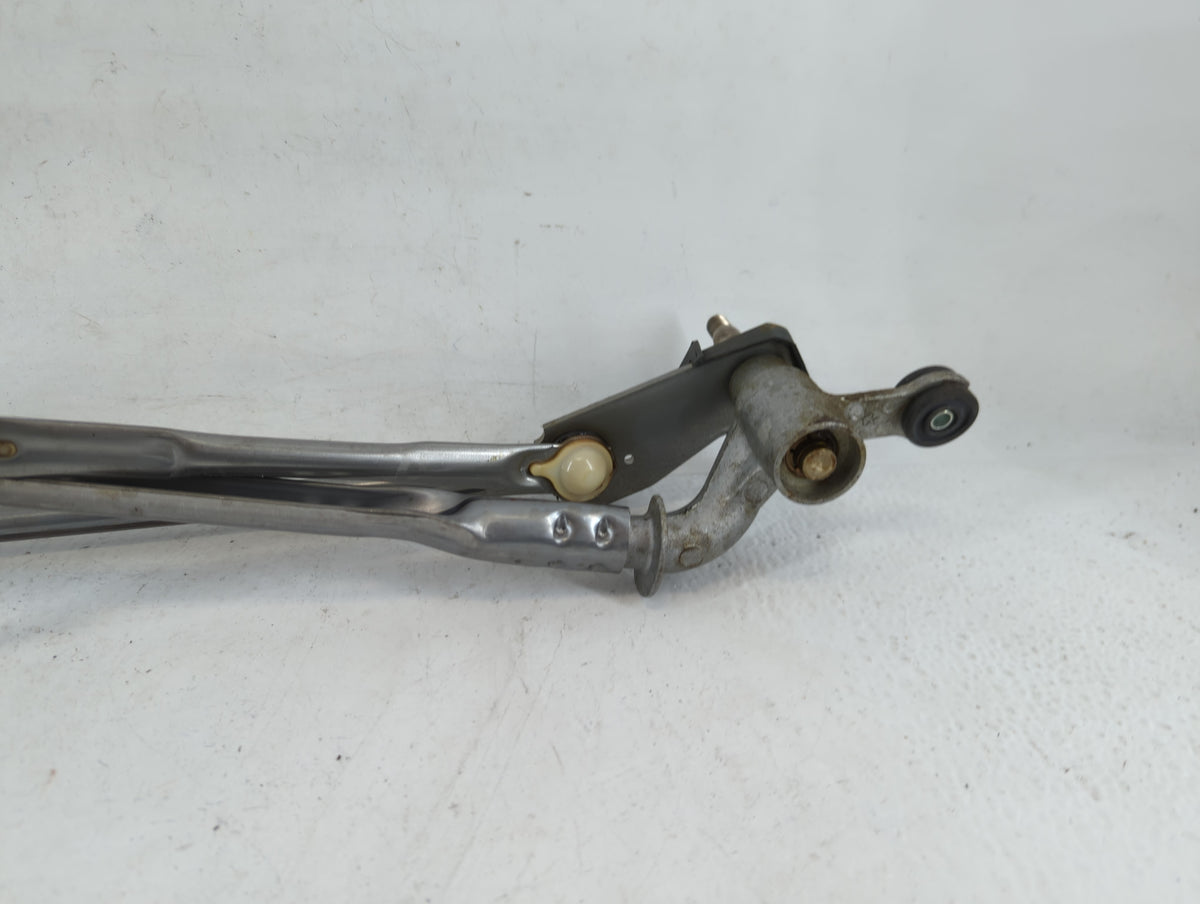 2019 Jeep Cherokee Front Windshield Wiper Motor Fits OEM Used Auto Parts - Oemusedautoparts1.com