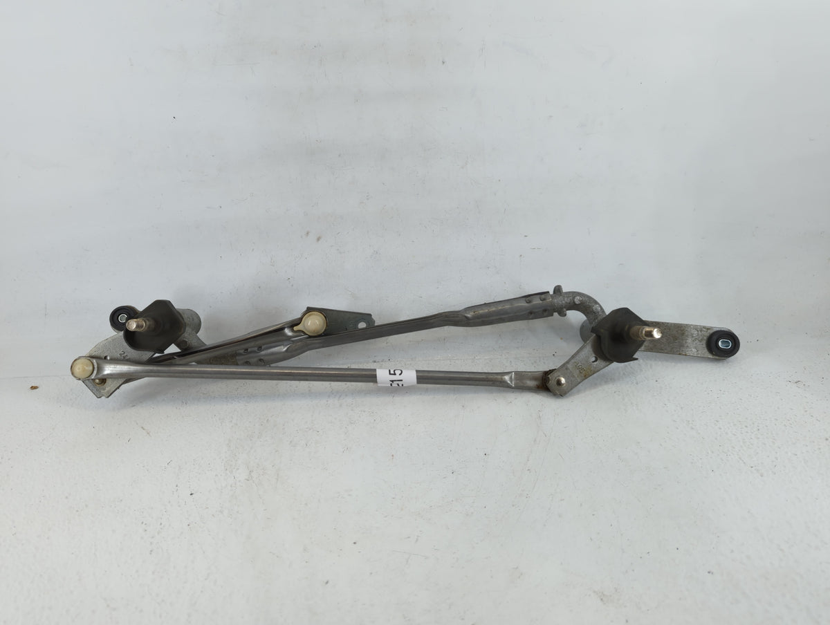 2019 Jeep Cherokee Front Windshield Wiper Motor Fits OEM Used Auto Parts - Oemusedautoparts1.com