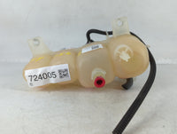2019-2022 Jeep Cherokee Radiator Coolant Overflow Expansion Tank Bottle 724005 - Oemusedautoparts1.com