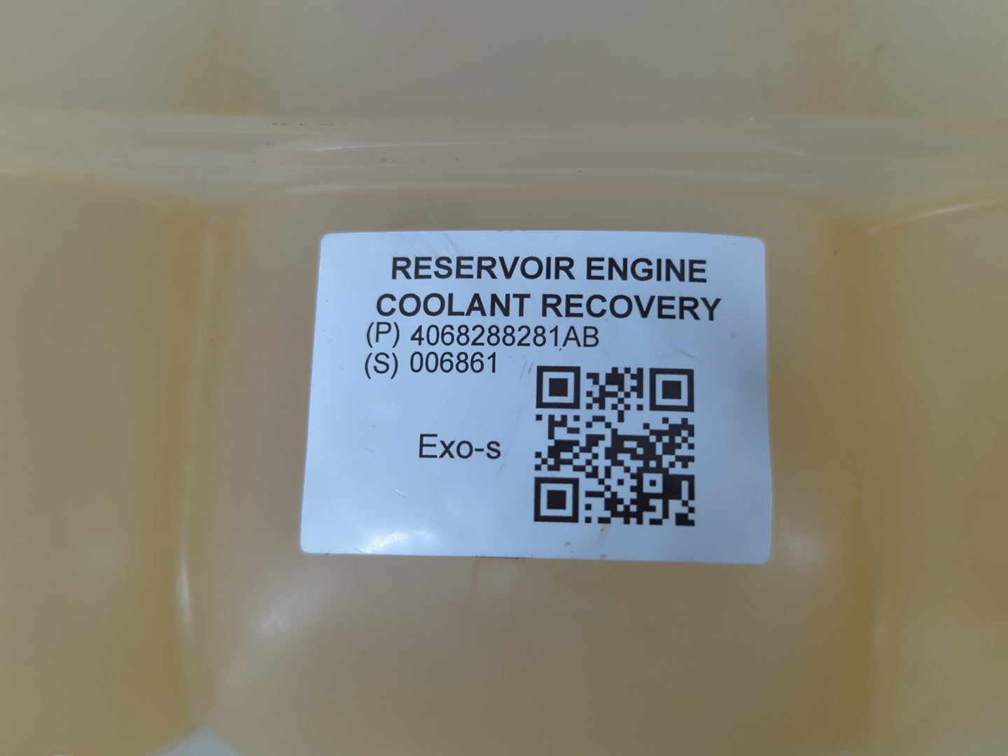 2019-2022 Jeep Cherokee Radiator Coolant Overflow Expansion Tank Bottle - Oemusedautoparts1.com
