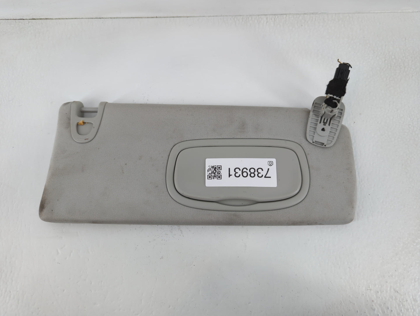 2019-2022 Jeep Cherokee Sun Visor Shade Replacement Passenger Right Mirror Fits Fits 2019 2020 2021 2022 OEM Used Auto Parts