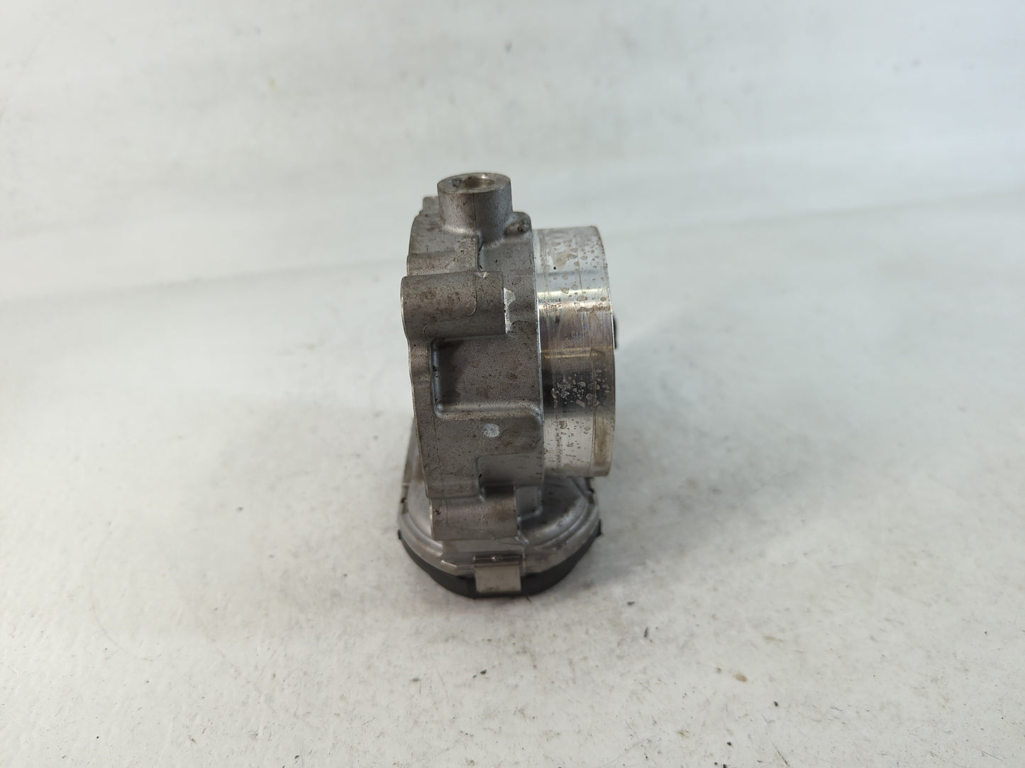 2014-2022 Jeep Cherokee Throttle Body P/N:0 280 750 770 05184349AE Fits OEM Used Auto Parts - Oemusedautoparts1.com