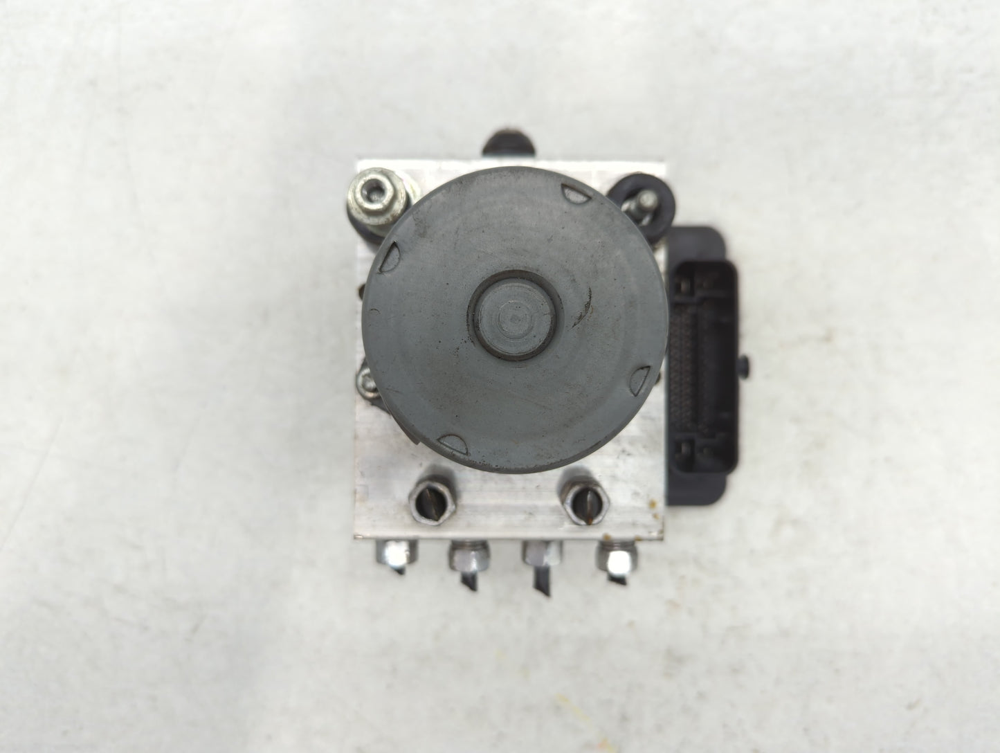 2019 Jeep Cherokee ABS Pump Control Module Replacement P/N:TYA212824977 P68287910AF Fits OEM Used Auto Parts - Oemusedautopa