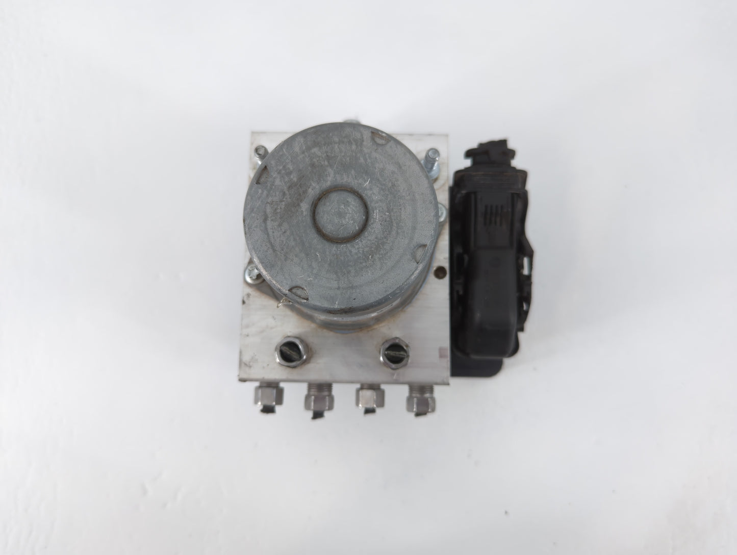 2019 Jeep Cherokee ABS Pump Control Module Replacement P/N:269 834 68287910AG Fits OEM Used Auto Parts - Oemusedautoparts1.c
