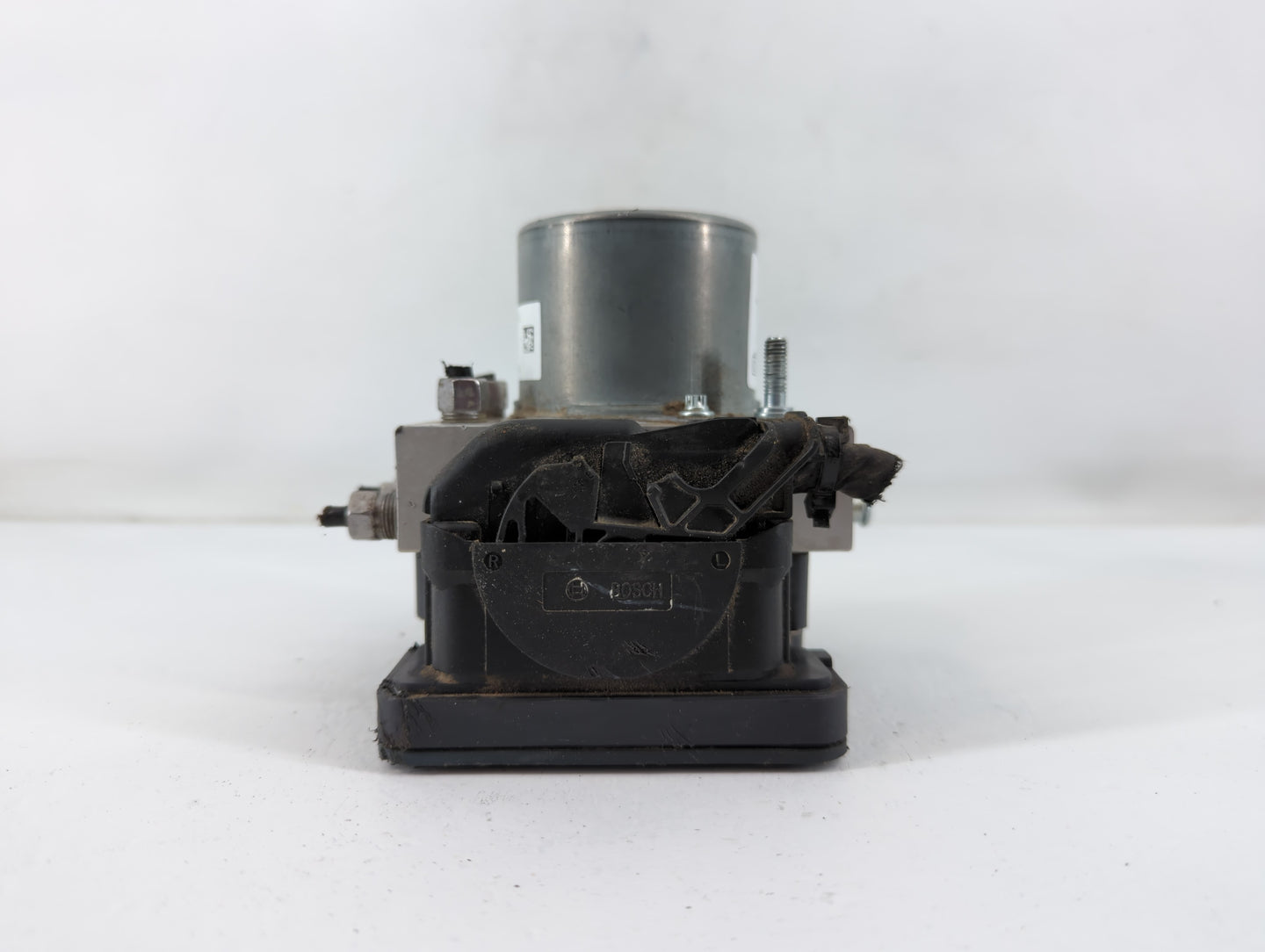 2019 Jeep Cherokee ABS Pump Control Module Replacement P/N:68287910AG 269 834 Fits OEM Used Auto Parts - Oemusedautoparts1.c
