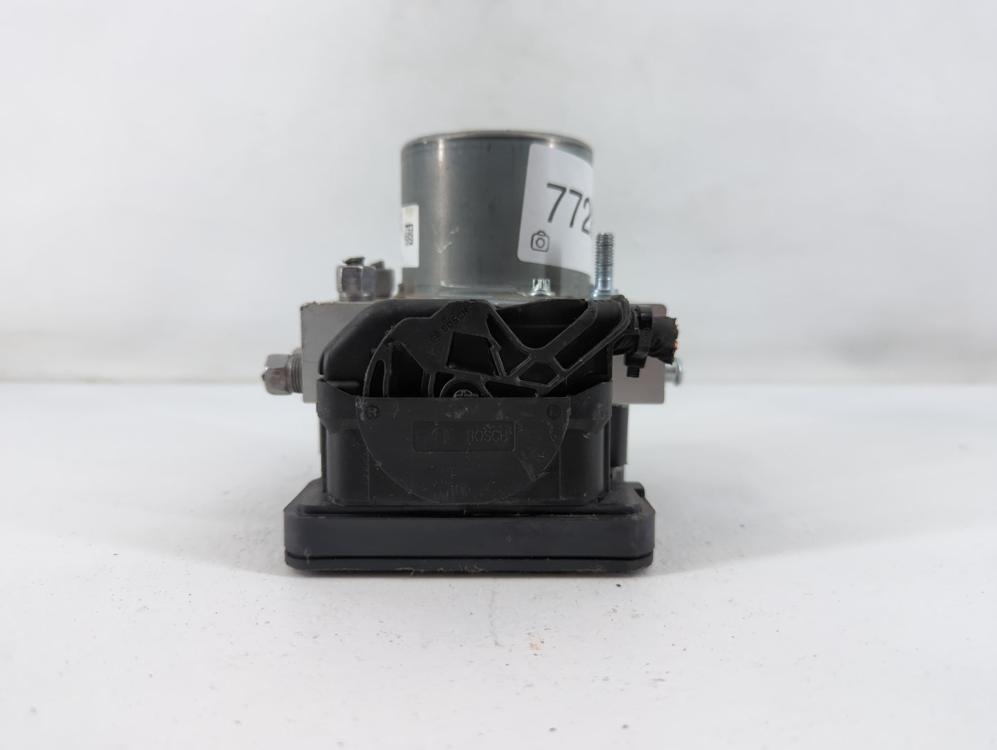 2019 Jeep Cherokee ABS Pump Control Module Replacement P/N:68287912AH Fits OEM Used Auto Parts - Oemusedautoparts1.com