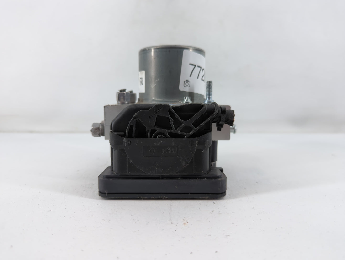 2019 Jeep Cherokee ABS Pump Control Module Replacement P/N:68287912AH Fits OEM Used Auto Parts - Oemusedautoparts1.com