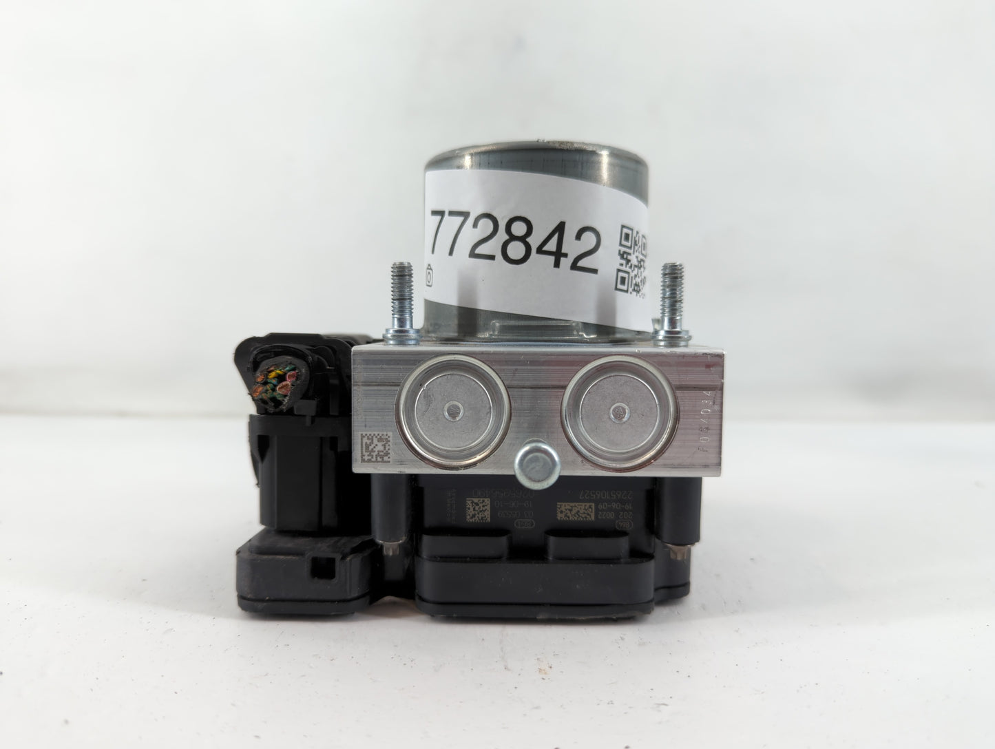 2019 Jeep Cherokee ABS Pump Control Module Replacement P/N:68287912AH Fits OEM Used Auto Parts - Oemusedautoparts1.com