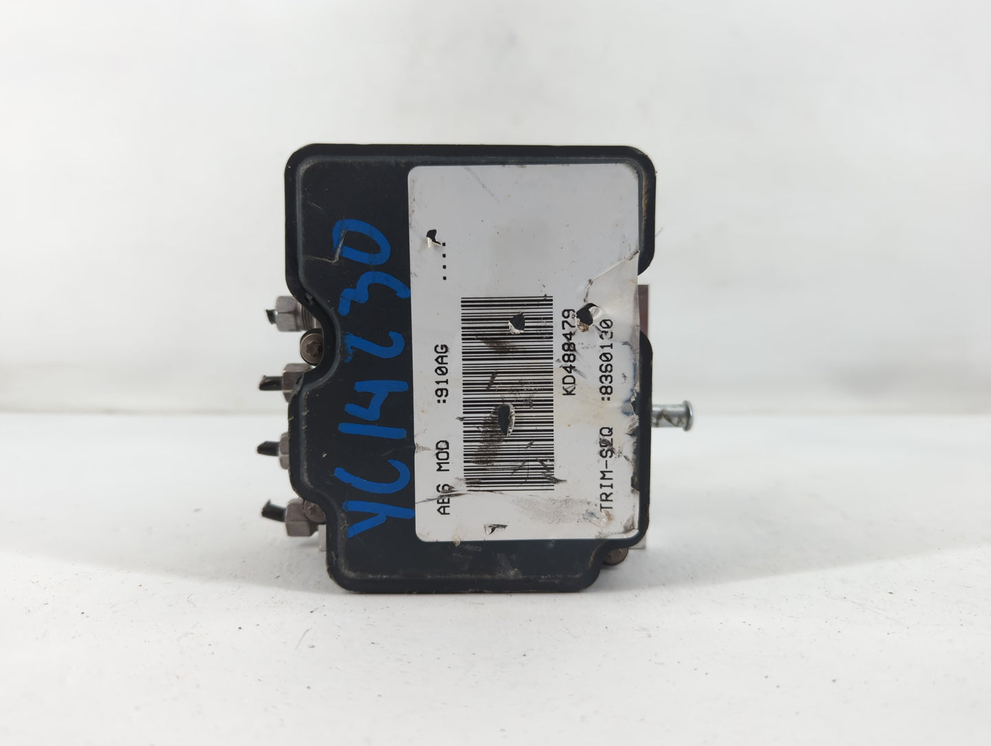 2019 Jeep Cherokee ABS Pump Control Module Replacement P/N:68287910AG Fits OEM Used Auto Parts - Oemusedautoparts1.com