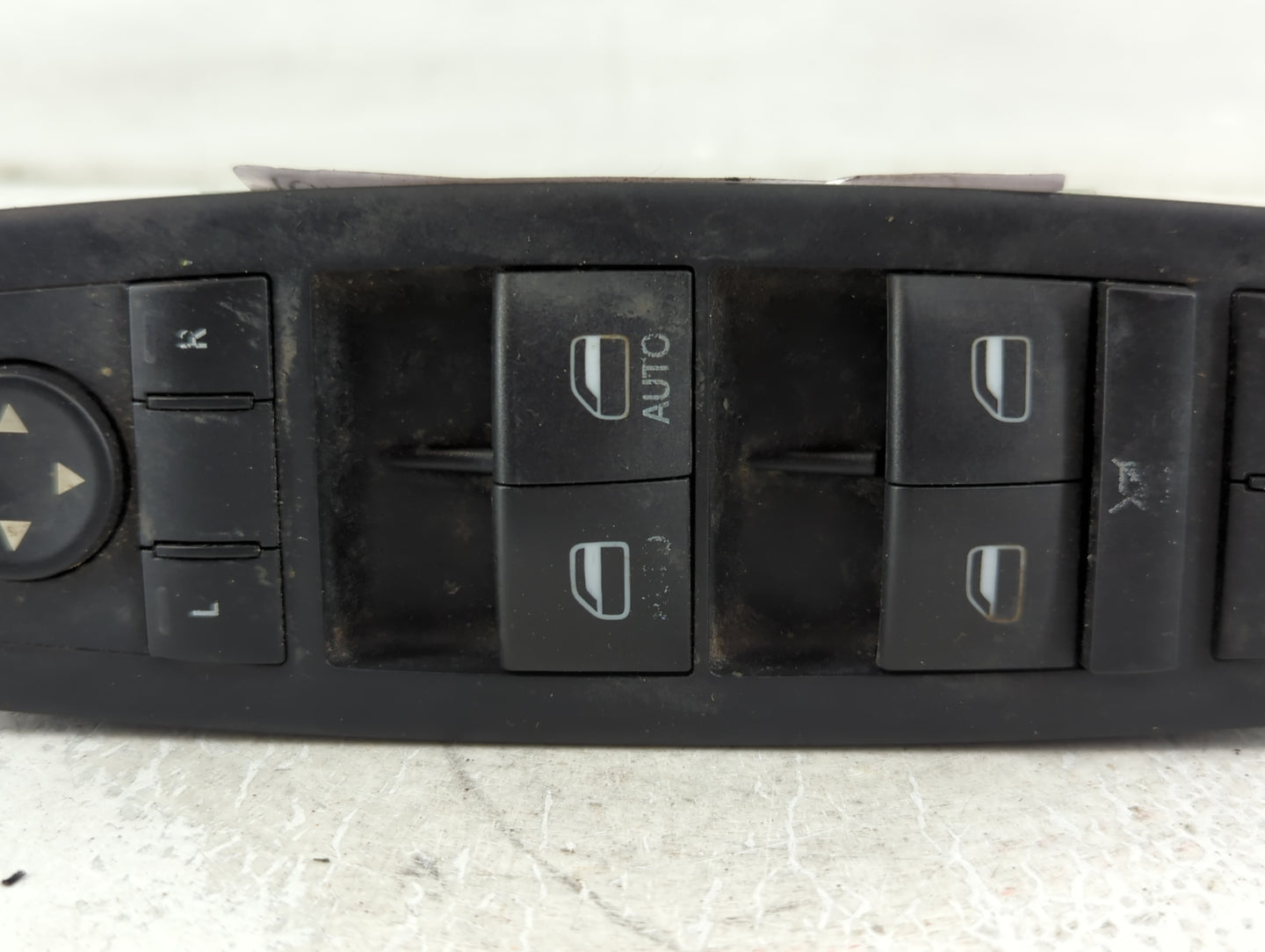 2015-2022 Jeep Cherokee Master Power Window Switch Replacement Driver Side Left P/N:68271206AB Fits OEM Used Auto Parts - Oe