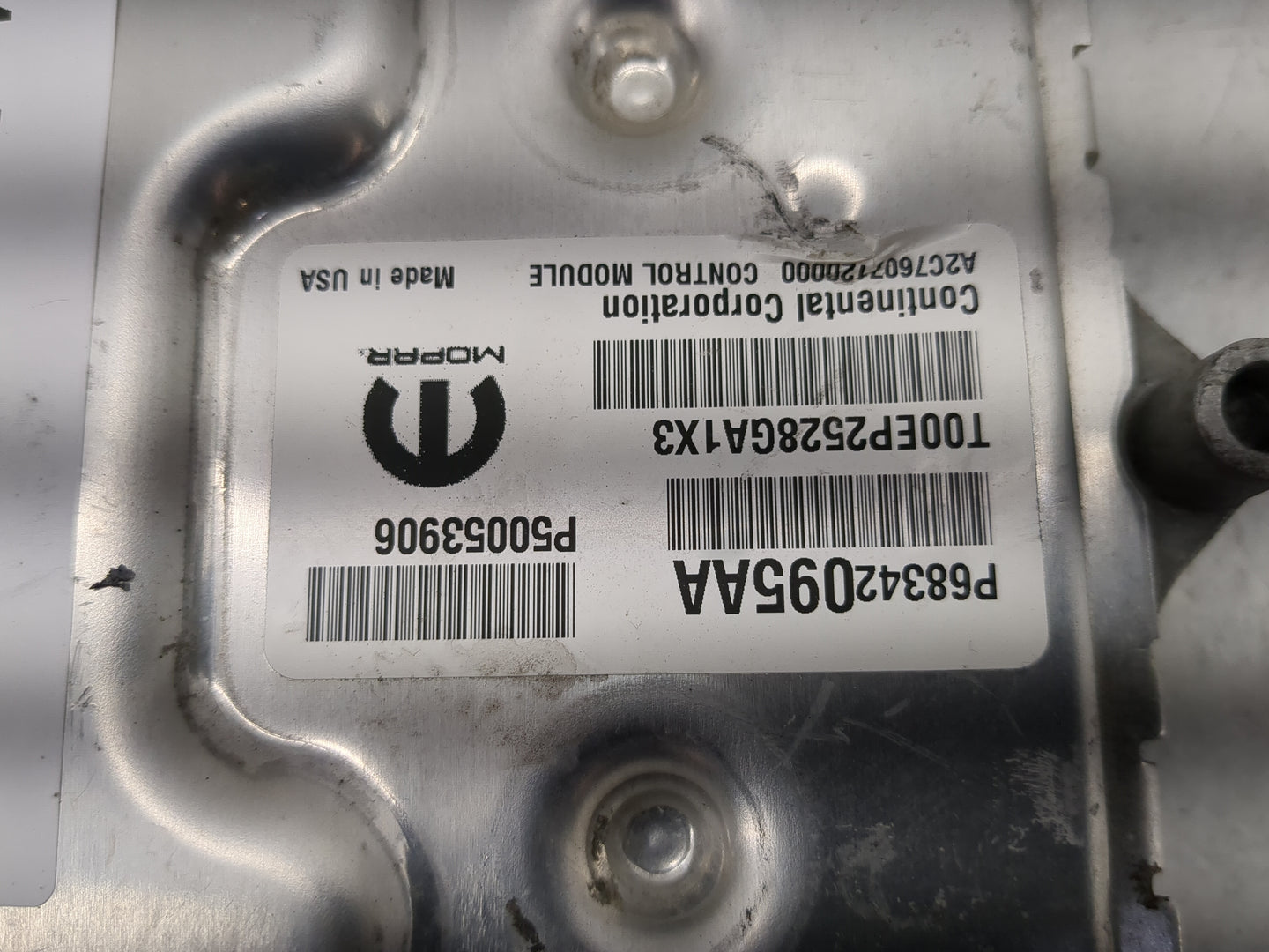2019 Jeep Compas PCM Engine Control Computer ECU ECM PCU OEM P/N:P68412597AD P68342095AA, P50053906, T00EP25286GA1X3 Fits OE