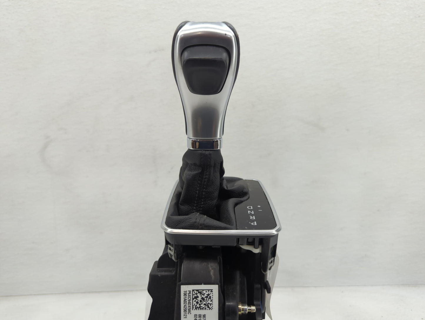 2019 Jeep Compass Floor Console Assembly Shifter - Oemusedautoparts1.com