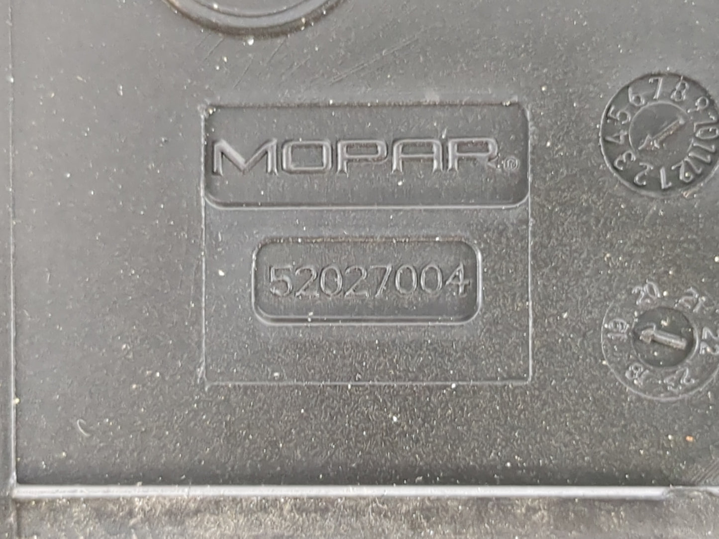 2019 Jeep Compass Fusebox Fuse Box Panel Relay Module P/N:52027004 Fits OEM Used Auto Parts - Oemusedautoparts1.com