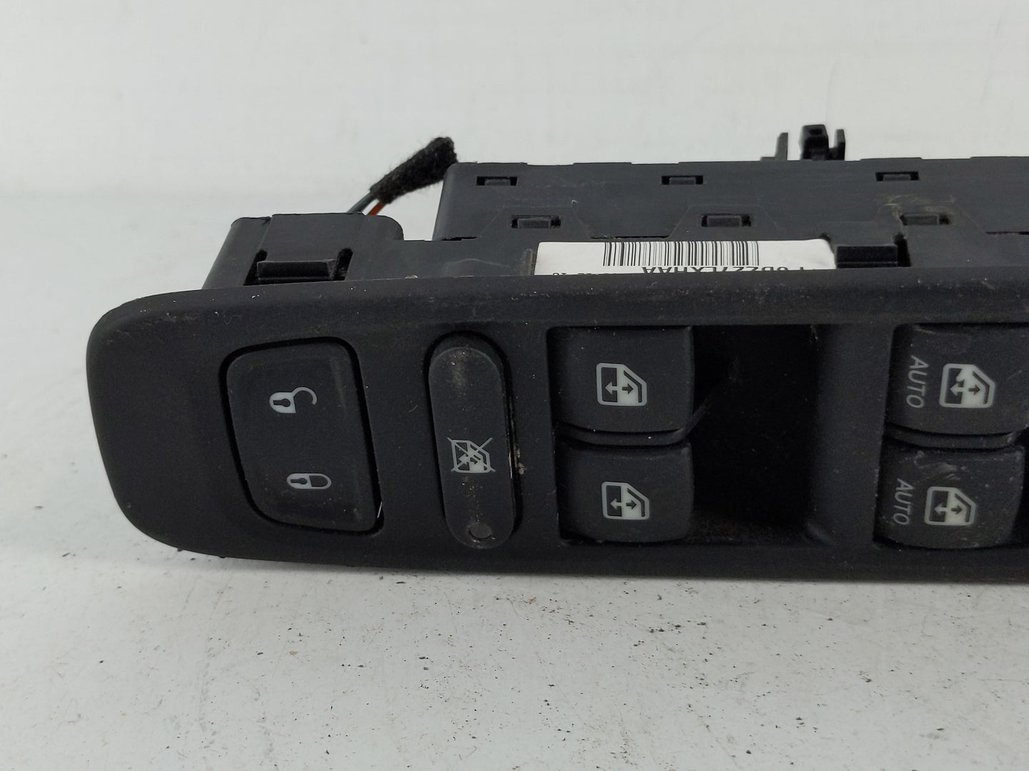 2019 Jeep Compass Master Power Window Switch Replacement Driver Side Left P/N:P6BZ27LXHAA Fits OEM Used Auto Parts - Oemused