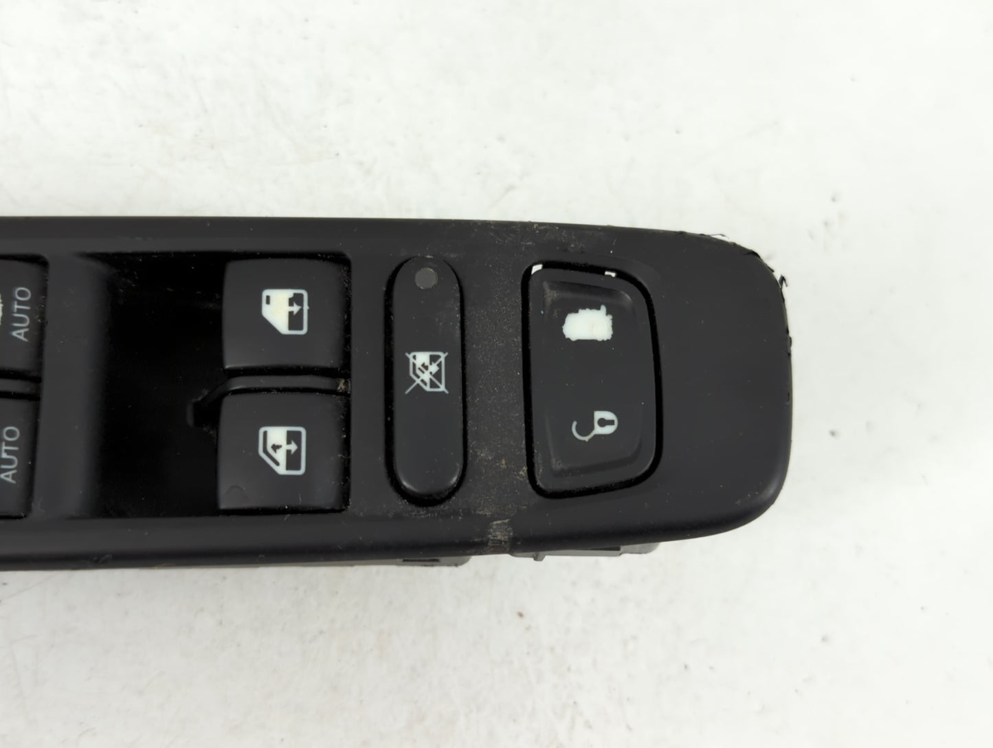 2019 Jeep Compass Master Power Window Switch Replacement Driver Side Left P/N:P6BZ27LXHAA Fits OEM Used Auto Parts - Oemused