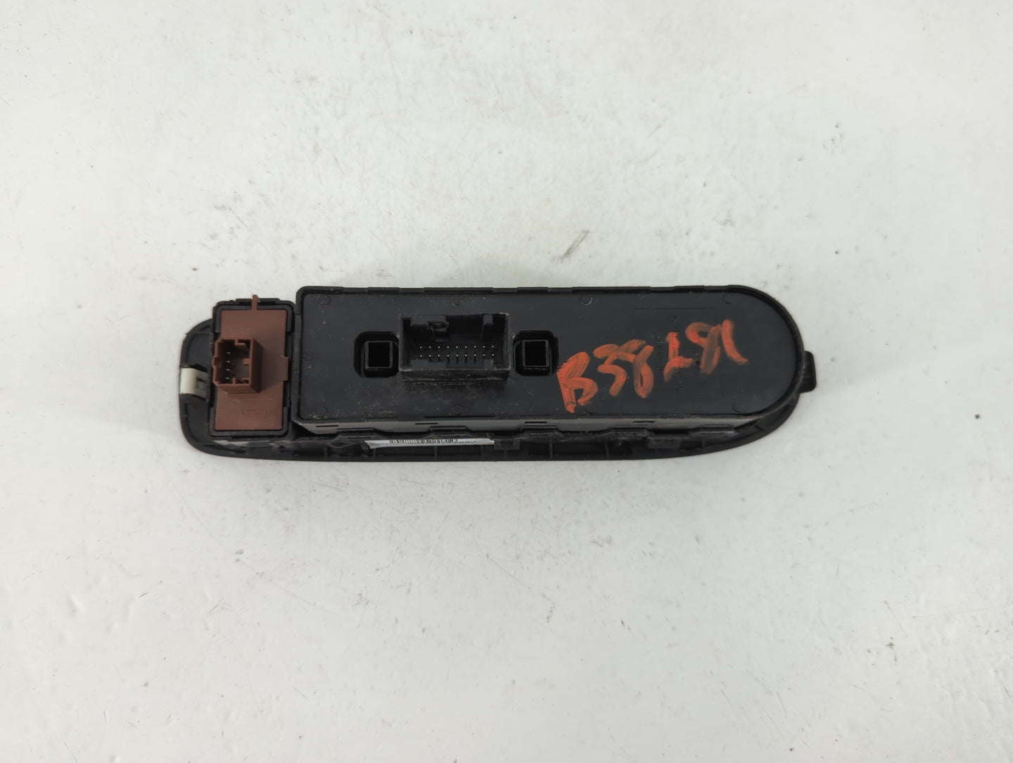 2019 Jeep Compass Master Power Window Switch Replacement Driver Side Left P/N:P6BZ27LXHAA Fits OEM Used Auto Parts - Oemused
