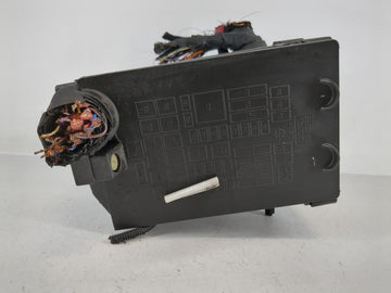 2019 Jeep Compass Fusebox Fuse Box Panel Relay Module P/N:52027004 Fits OEM Used Auto Parts - Oemusedautoparts1.com