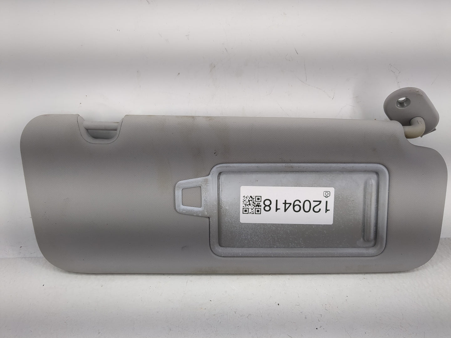 2019 Jeep Compass Sun Visor Shade Replacement Passenger Right Mirror Fits OEM Used Auto Parts - Oemusedautoparts1.com