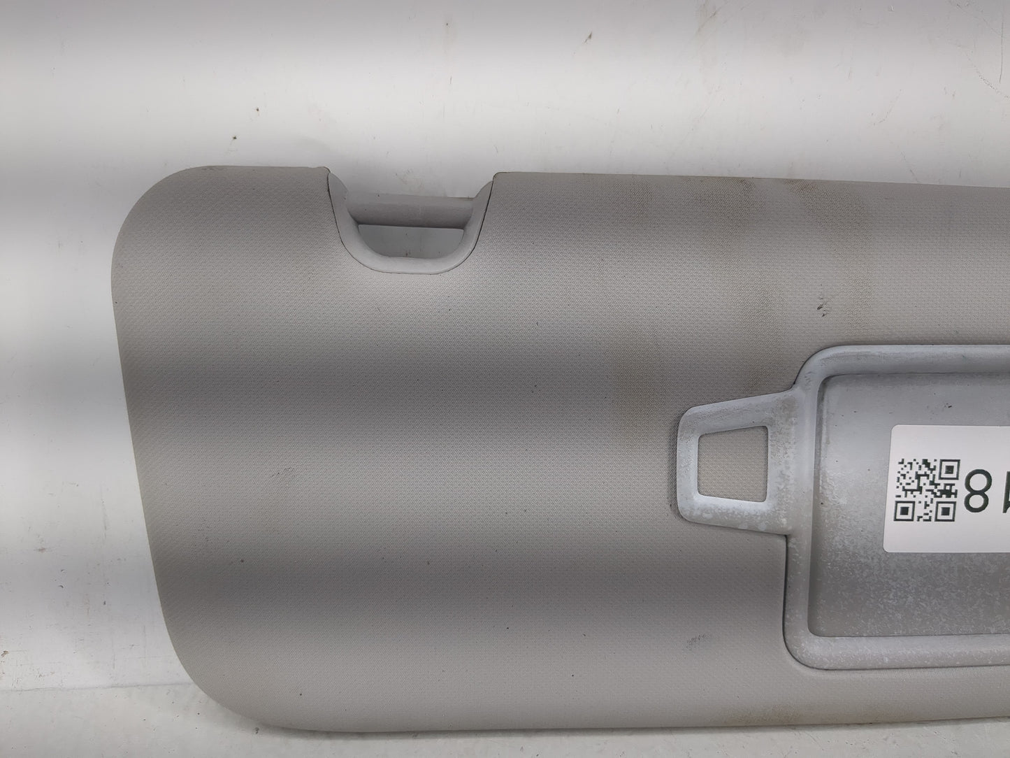 2019 Jeep Compass Sun Visor Shade Replacement Passenger Right Mirror Fits OEM Used Auto Parts - Oemusedautoparts1.com
