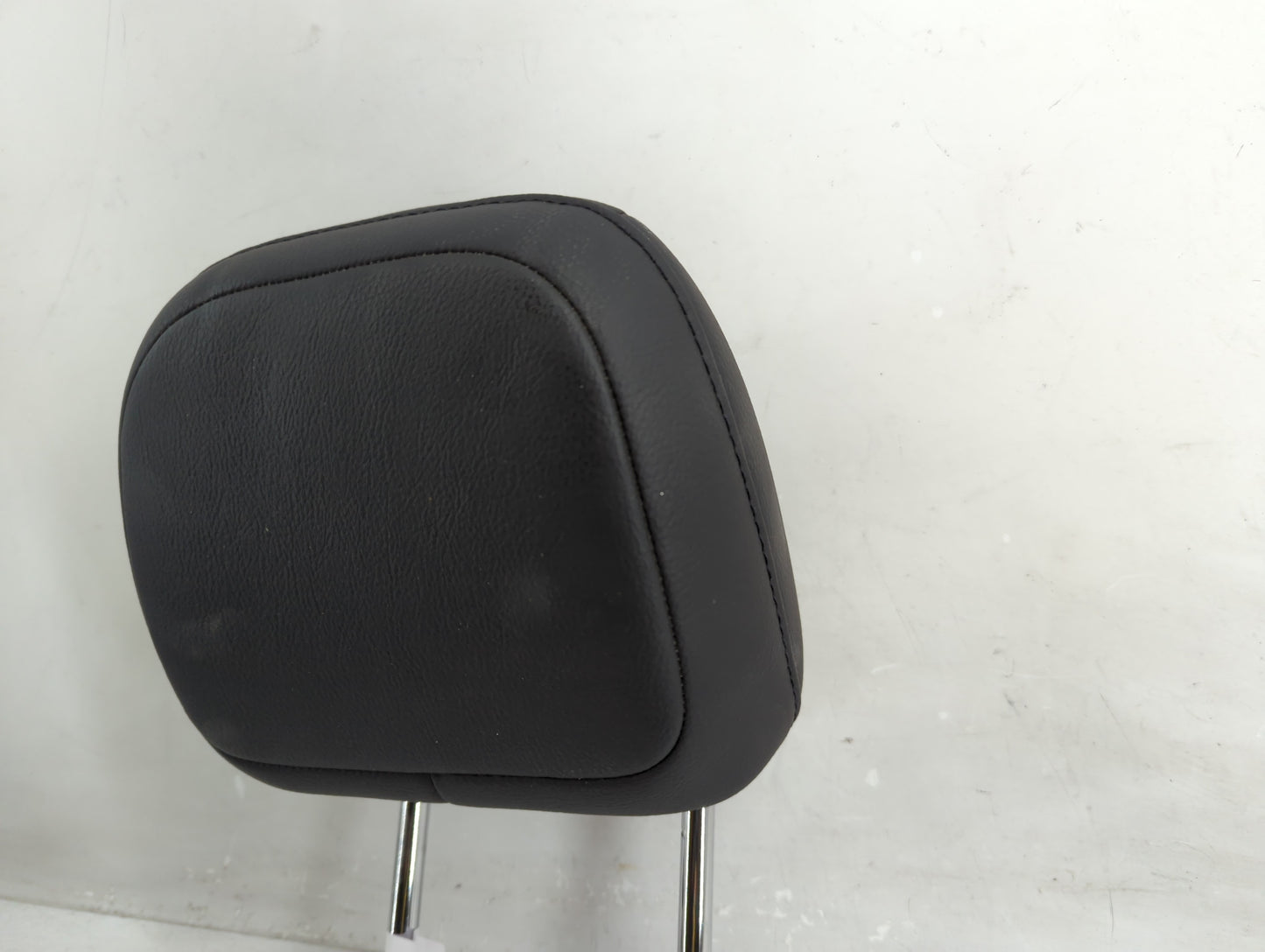 2019 Jeep Compass Headrest Head Rest Rear Seat Fits OEM Used Auto Parts - Oemusedautoparts1.com